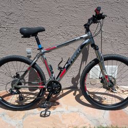 TREK ALPHA 3700
