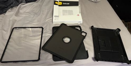 iPad Pro otter box case - new