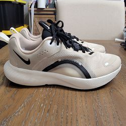 Nike react escape run 2