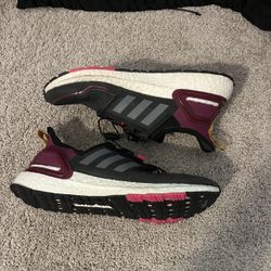 Adidas Ultraboost Cold Ready Womens Size 8.5 