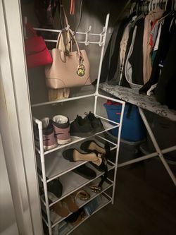 Shoe rack
