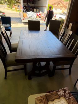 Table and 6 chairs