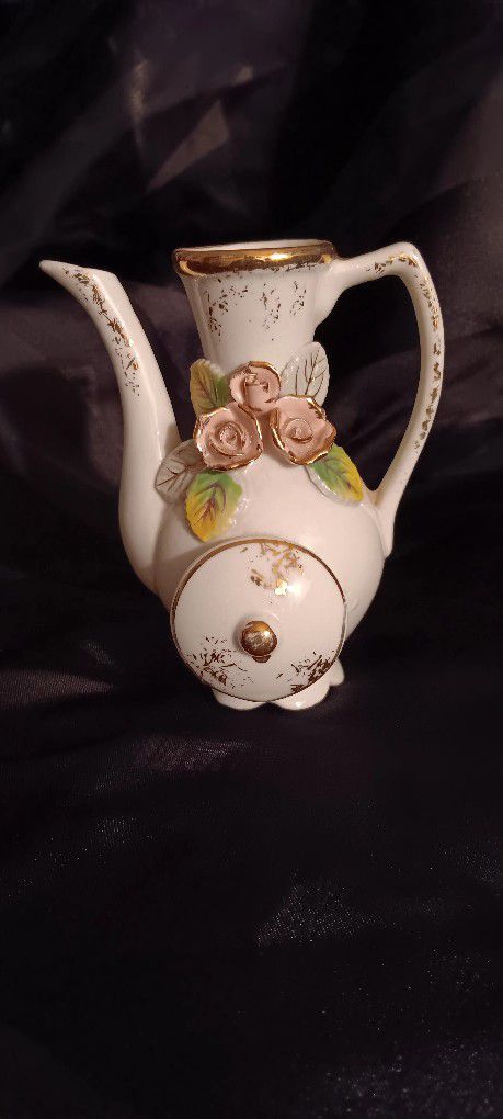 Porcelain 4.5 Inches, Vase