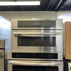 JENN AIR BUILT IN MICROWAVE 30” / 220 ELECTRIC 