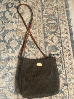 Gently used Michael Kors crossbody 