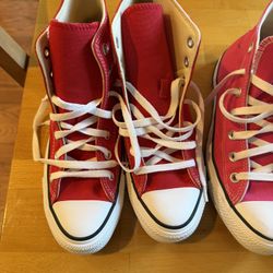 Women’s Converse High top Shoes
