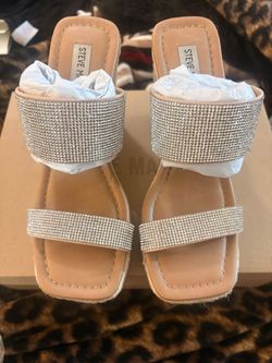 Gem wedges size 7 1/2
