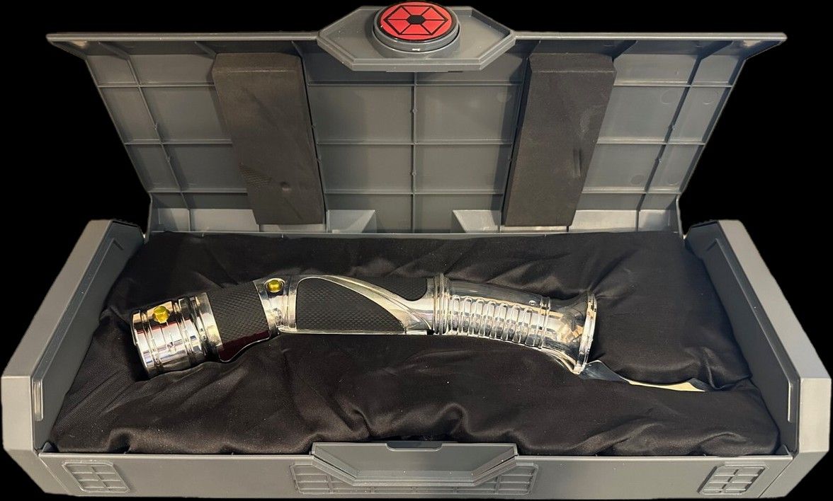 Galaxys Edge Star Wars Count Dooku Darth Tyranus Sith Lightsaber