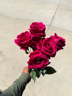 Magenta  Rose Flowers Artificial Real Touch 7 Rose Heads Per Bouquet