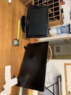 One TVs-22 width and 13 length