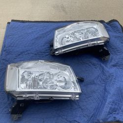 Nissan Titan Headlights