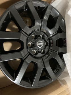 Nissan 18” they are for Pathfinder 2009-2018, I have 18” Rims I pay $2,400.00 for all. I’ll sell them for $800.00 .