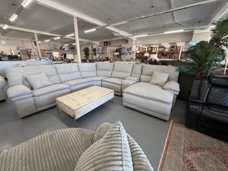Sectional leather// Fabric & power Recliner if u need it // in Stock // Disponibles
