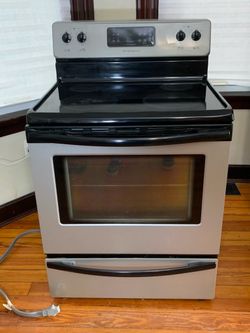 Frigidaire 30" Freestanding Electric Range