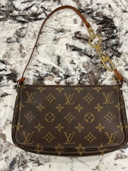 AUTHENTIC LV VINTAGE POCHETTE ACCESSORIES POUCH PLUS LV STRAP EXTENSION