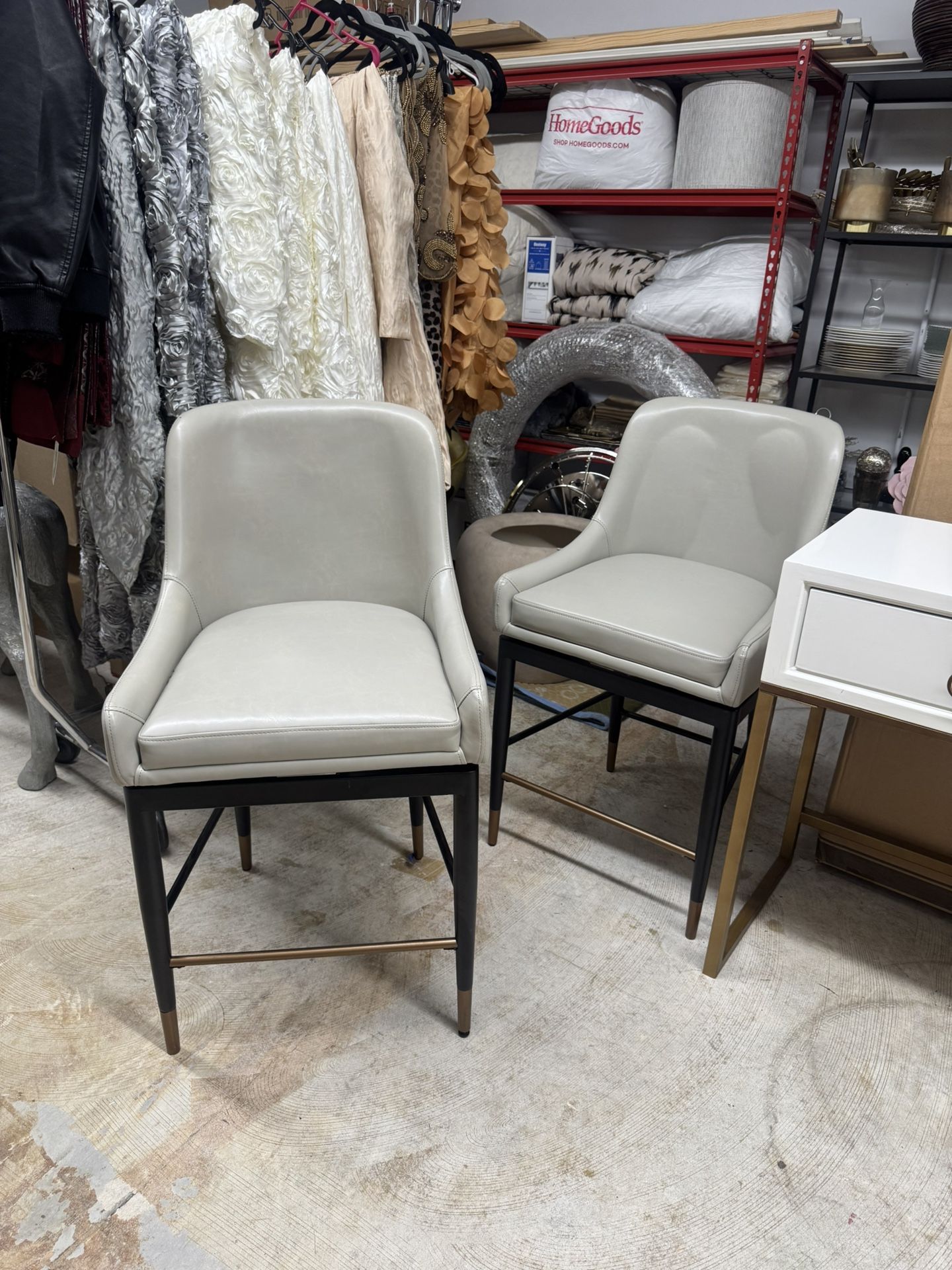 2 Counter Height Bar Stools