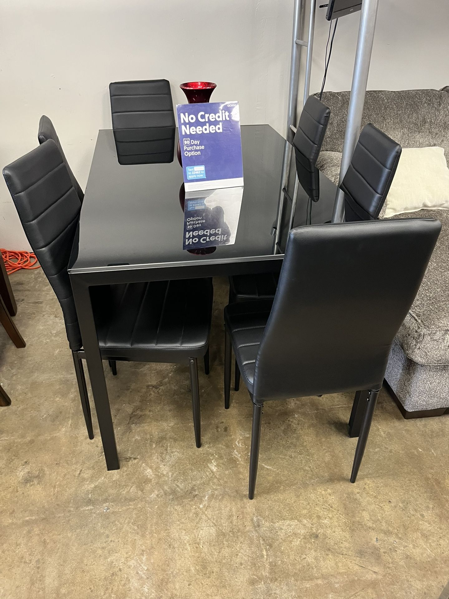 New Dinning Table For $449