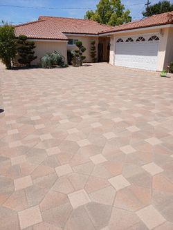 Planter Wall Pavers And More 