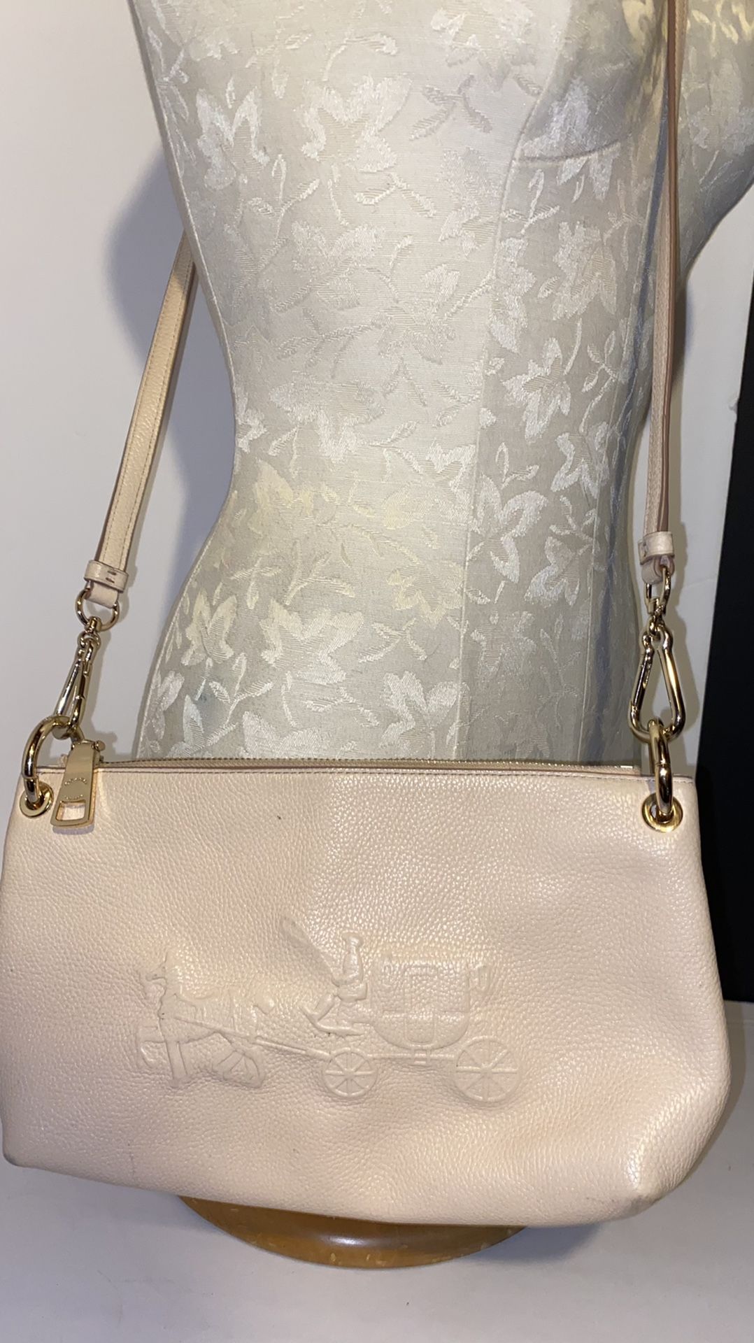 Coach charley embossed purse very nice F533521