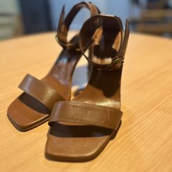 Bruno Valenti Women’s Brown Leather Strappy Sandals with Ankle Strap, Size: 10
