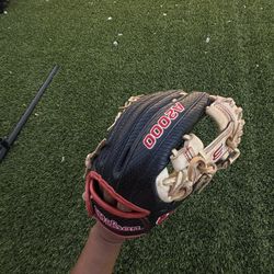Wilson A2000