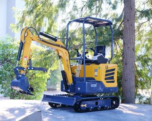 CFG AGT MX20R Gas Mini Excavator