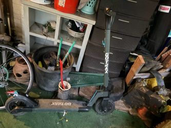 Electric scooter