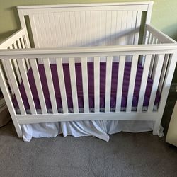 Baby Crib White