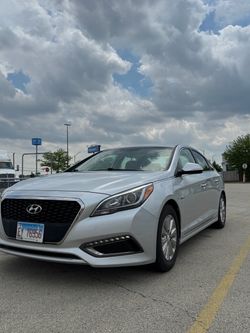 2017 Hyundai Sonata - Great Condition Car