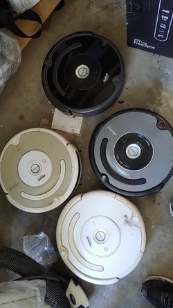 iRobot Roomba vacuum for parts. Lots to choose from!