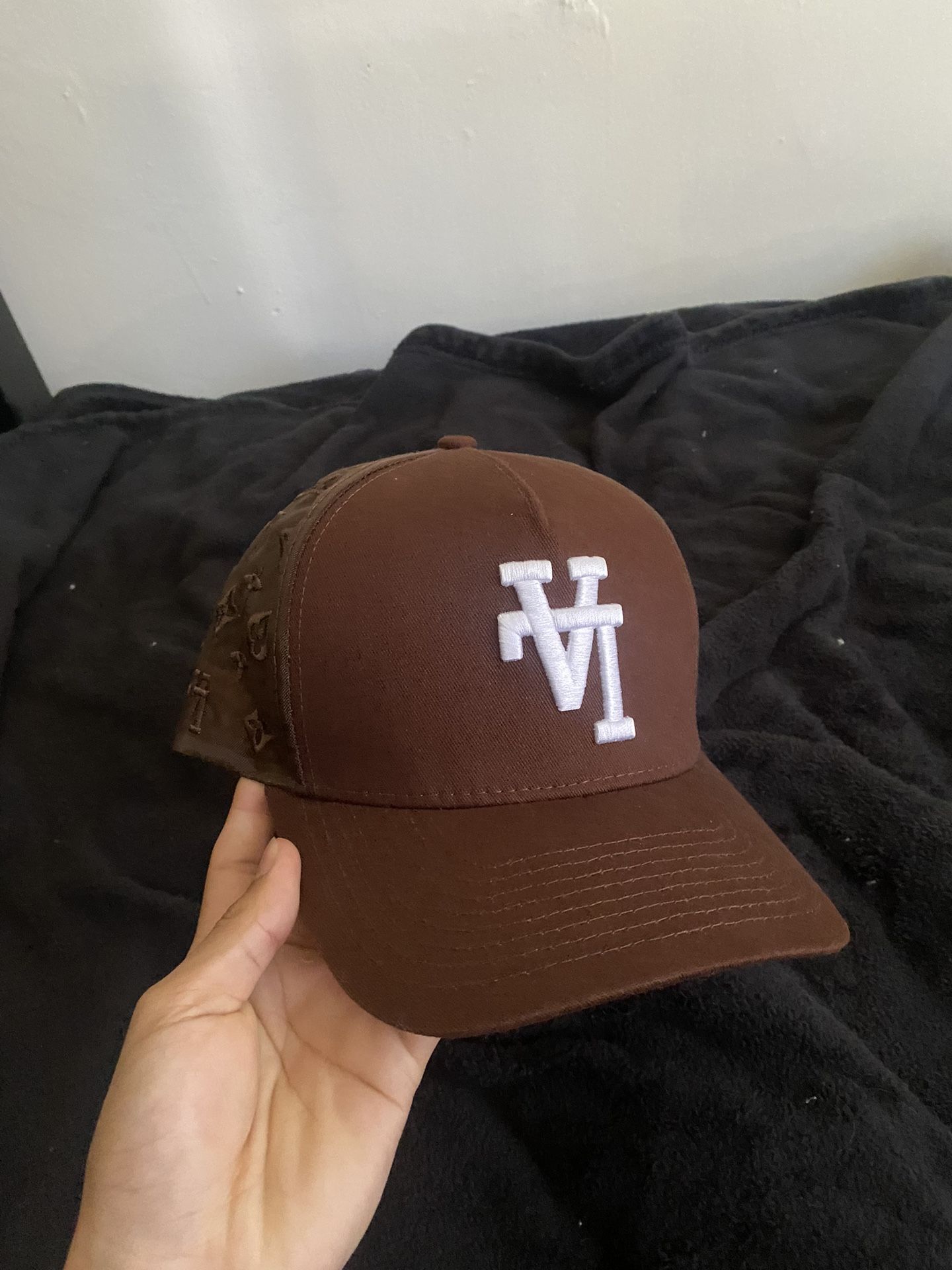 Louis Vuitton Premium Brown and Caramel Cap - Signature Design - HypedEffect