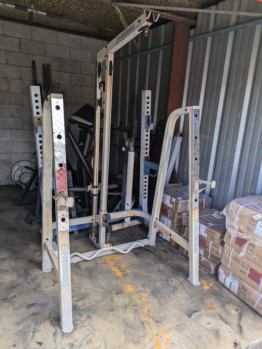 Squat Rack With Pulley