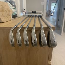 Left Handed Cleveland Iron Set