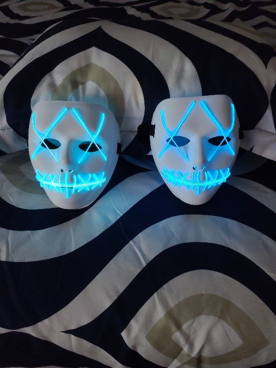 LIGHT UP PURGE MASK