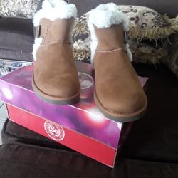 Botas Medida 8 $25 Precio firme