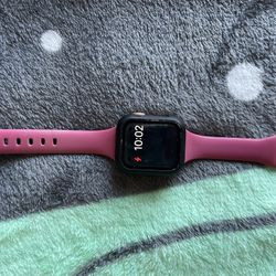 ⌚ Apple Watch SE (2nd Gen) – 40mm (Pink)