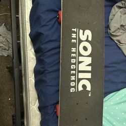 sonic skateboard