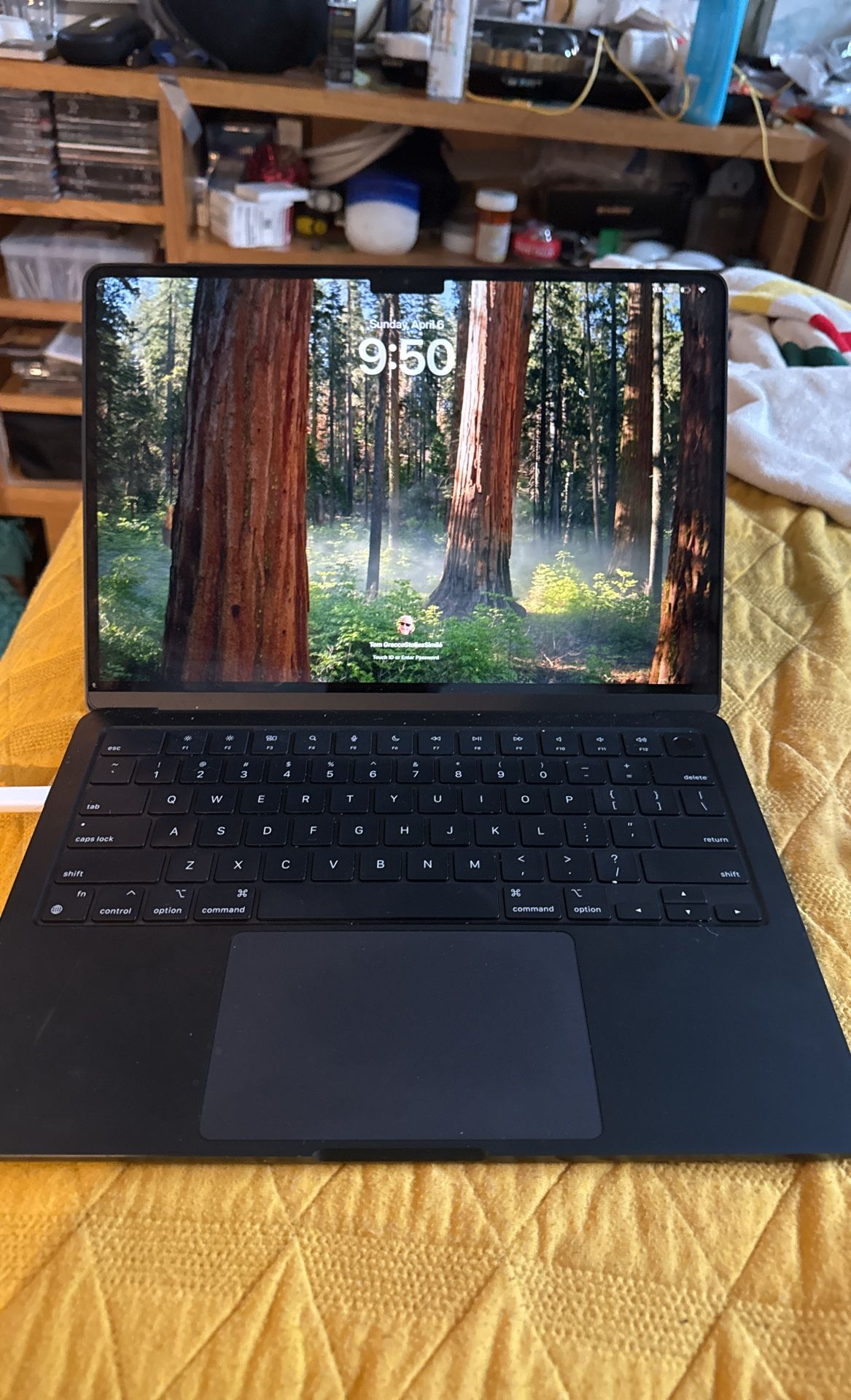 2023 MacBook Air 14.5” - 256GB SSD, 8GB RAM - Excellent Condition