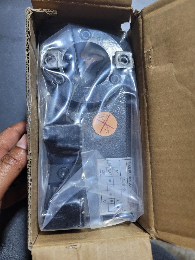 5049: New CAT40 Tool Holder Tightening Fixture Universal CNC Tighten Tool Holder Clamping Metal Alloy
Size: 8.47 x 4 x 5.22 inch (210 x 100 x 130mm)