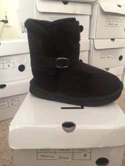 Girl boots