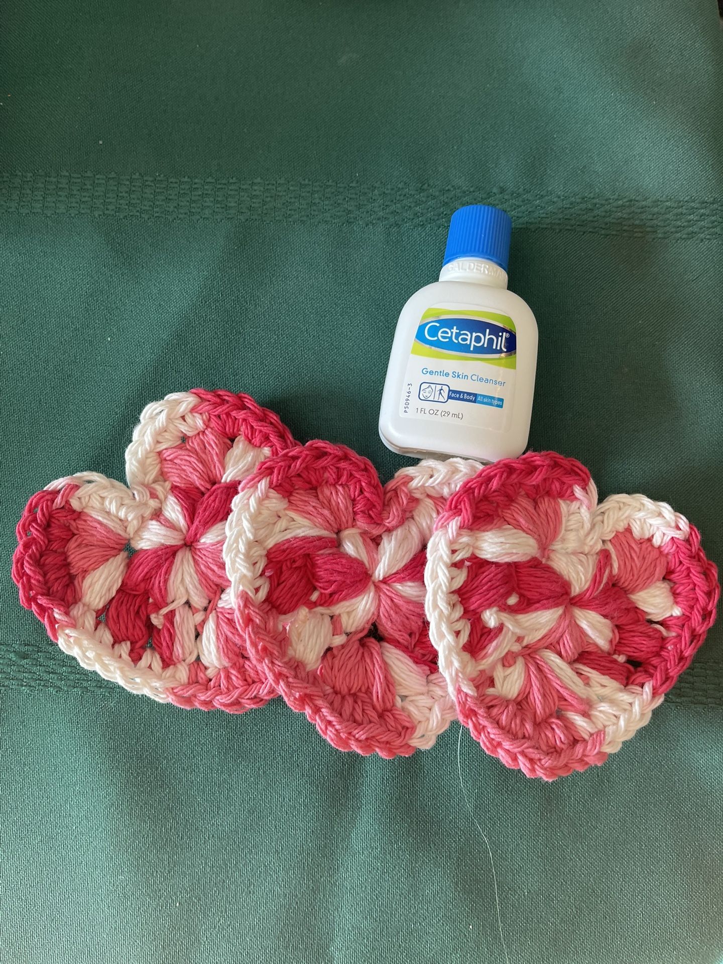 Face Scrubbies w/cleanser