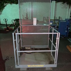 1000# Capacity Forklift Working Platform 