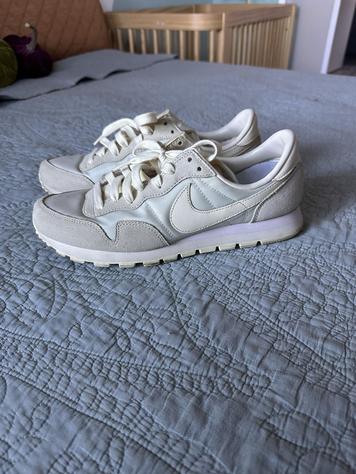 Nike Air Pegasus '83 Shoes Sea Glass Coconut Milk 9.5