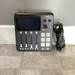 Rode Caster Duo Audio Production Studio 