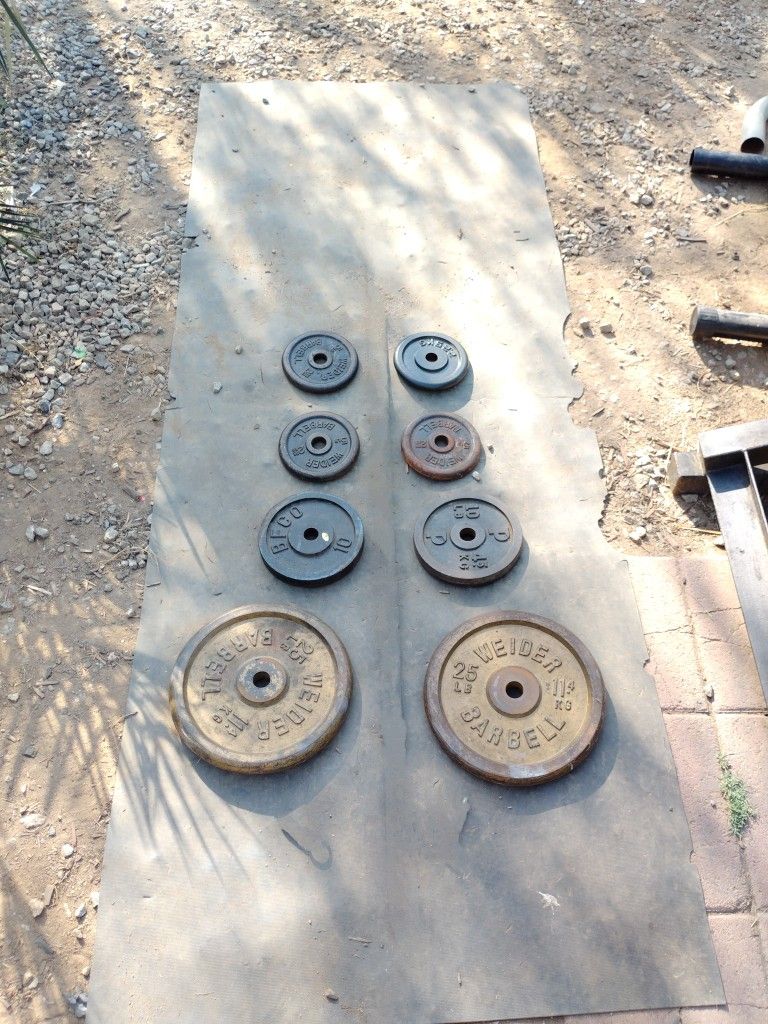 Weights 90lbs