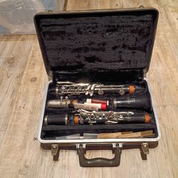 Vintage Bundy Resonite Clarinet With Case And Accessories Not Tested