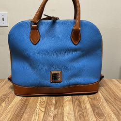 Dooney And Bourke Bag 