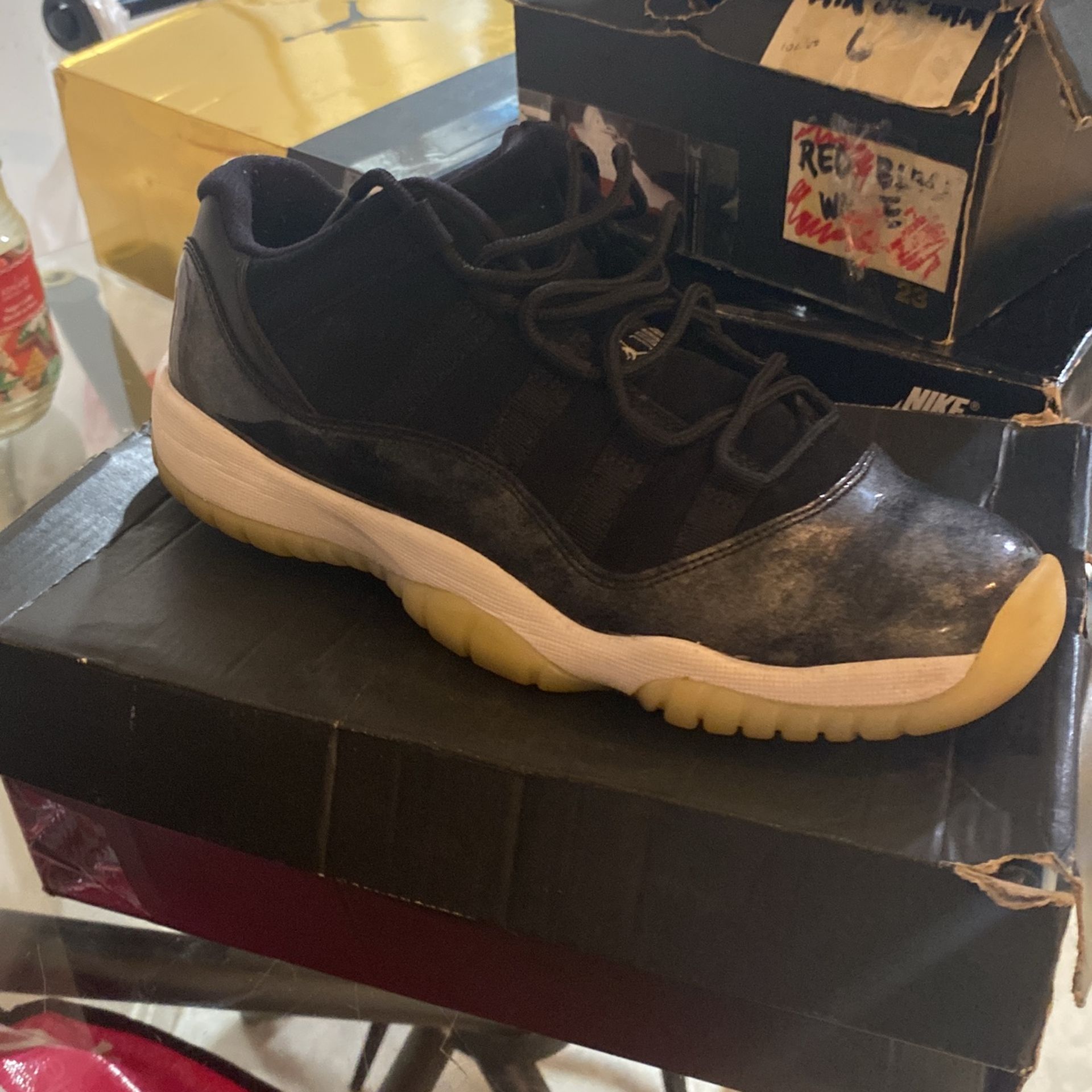 Jordan 11