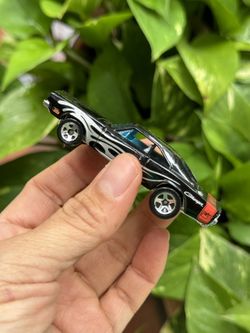 Hot wheels 1969 Dodge Charger Flames 1/64 diecast vehicle