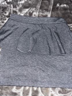Junior’s mini skirt